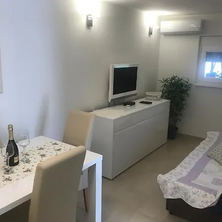 Сasa de vacaciones Rest House Rouge Milna (Brac)